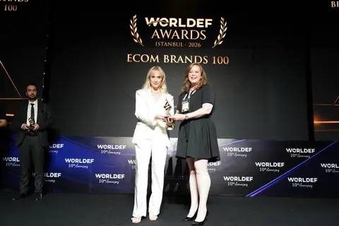 E-Com Women 50 gallery photo 16